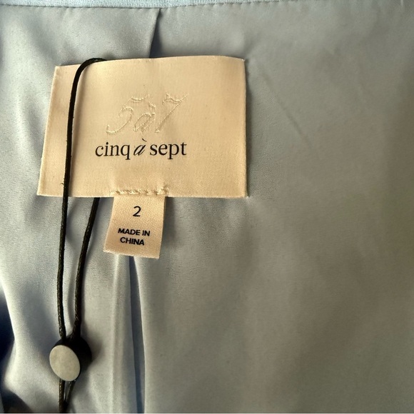 Cinq a Sept Blue Mini Sheath Dress with Long Bell Sleeves and V-Neckline size XS - Picture 7 of 8